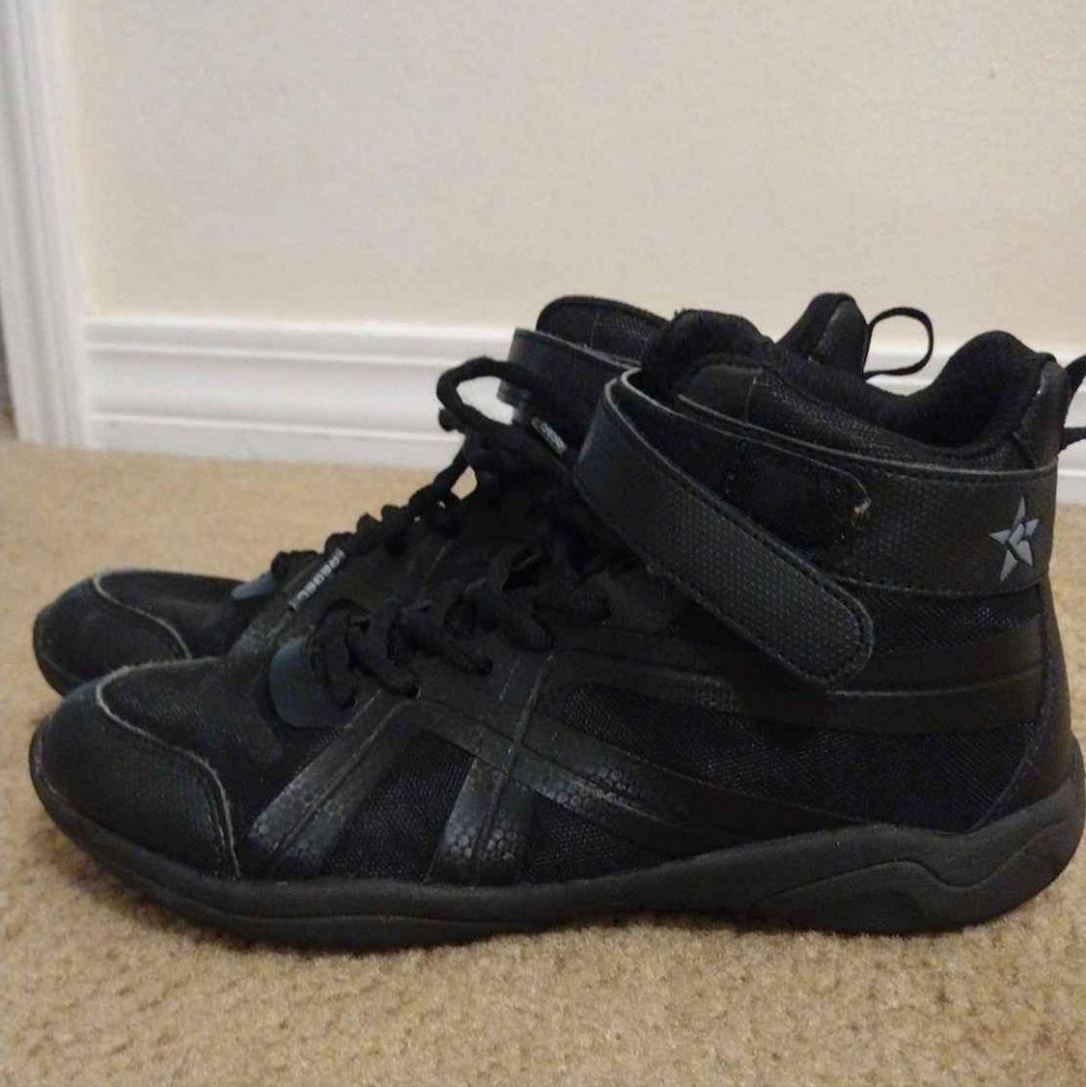 Rebel Renegade Cheer Shoes Size 7